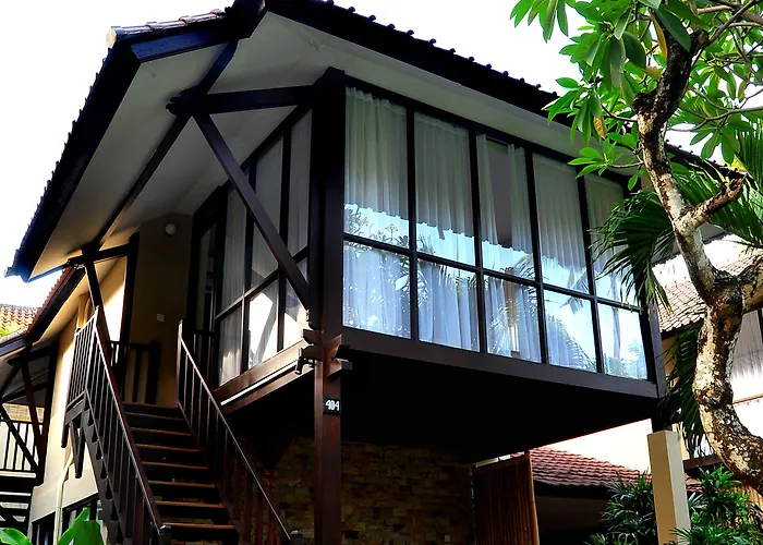 Segara Village 4*
