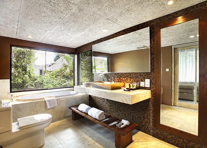 Segara Village 4*