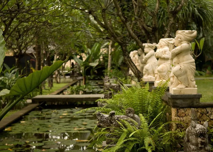 Resort Segara Village 4*