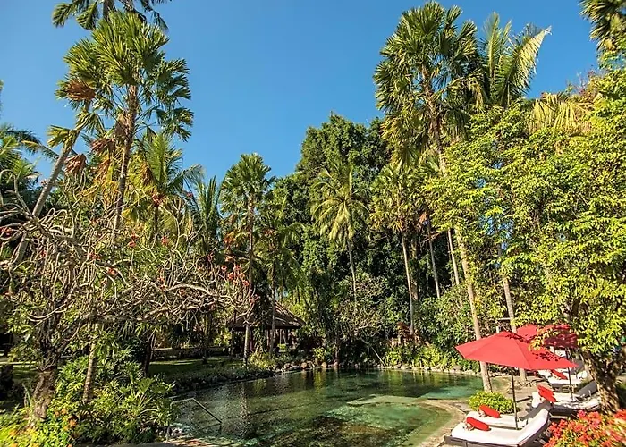 Segara Village 4*